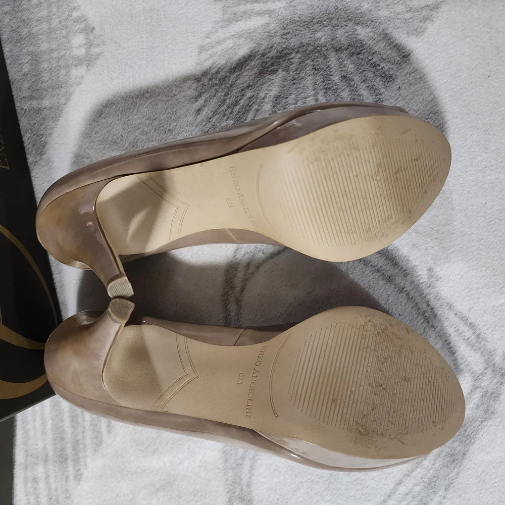 Enzo‎ Angiolini Women's Taupe Peep Toe Shoes - Size 8M EUC w/Box